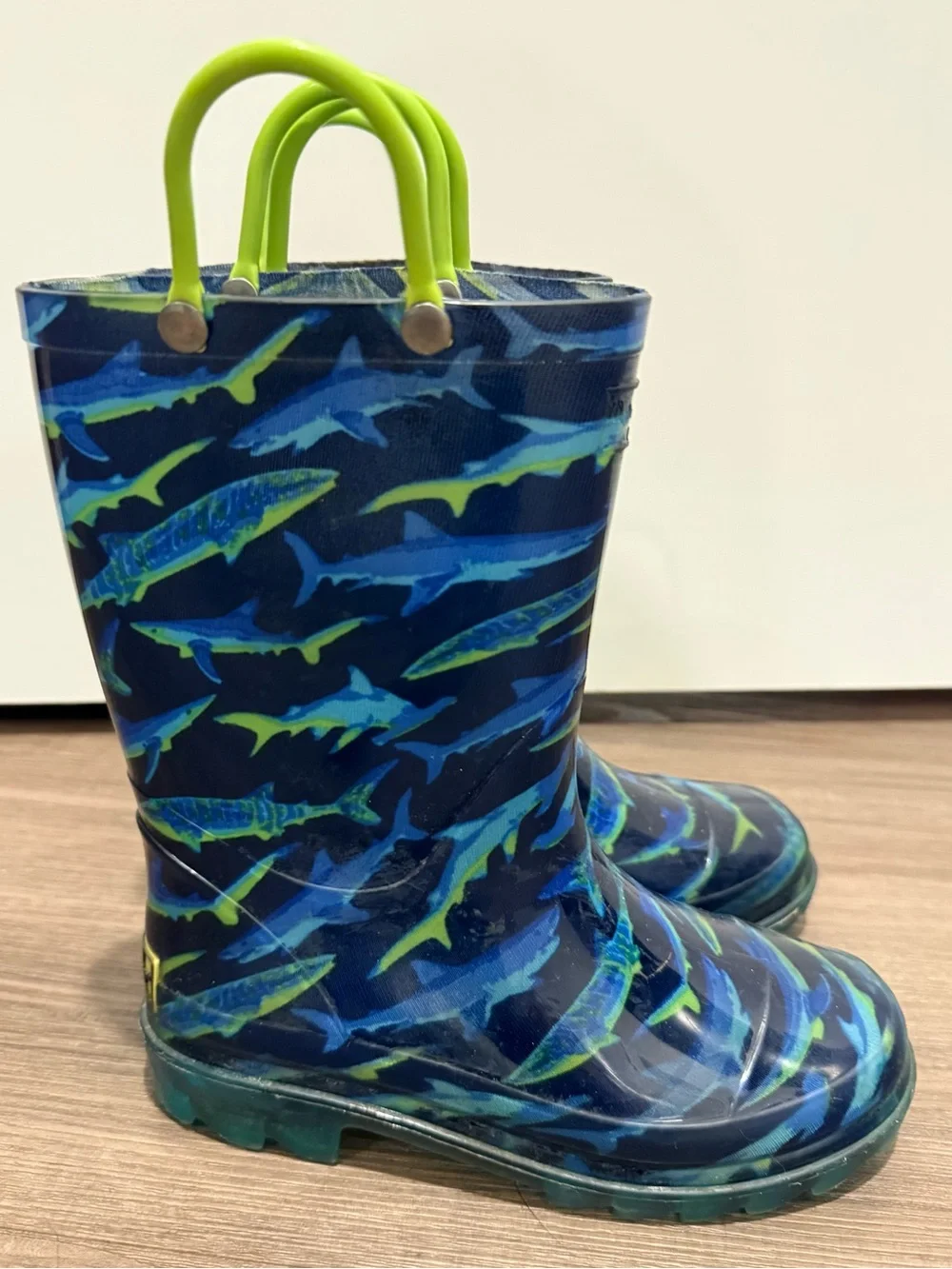 Kids Western Chief Light Up Shark Rain Boots